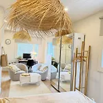 Apartment Ihana House *