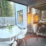 Ihana House Apartment *