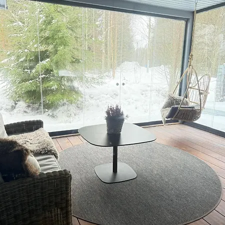 Ihana House *